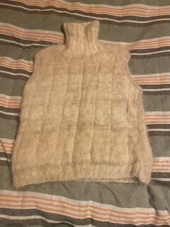 Жилет из шерсти самоеда