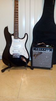 Электрогитара Fender+комбик+чехол+кабель