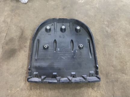 Защита ниши запаски 58415-33070 Toyota Camry 70