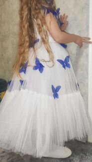 Нарядное платье р. 116-122