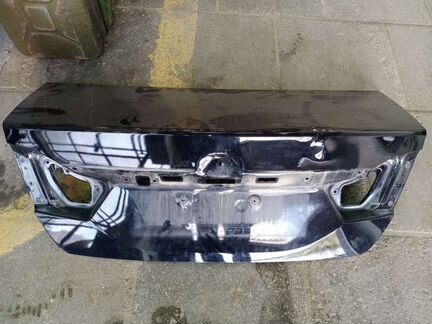 Крышка багажника Тойота Камри v50 2016г