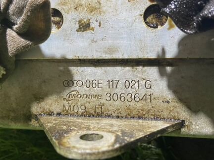 Радиатор масляный Audi A6 C7 CGW 2012