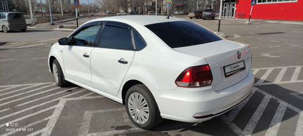 Volkswagen Polo 1.6 МТ, 2015, битый, 125 000 км