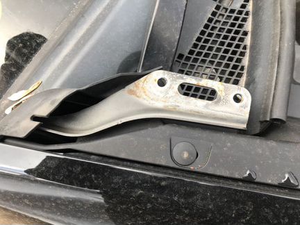 Петля капота правая Honda Accord CU2 K24Z3 2009