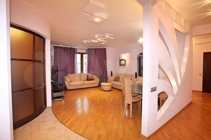 3-к квартира, 126 м², 4/7 эт.