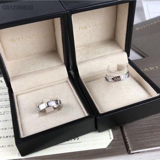 Золотые обручальные кольца