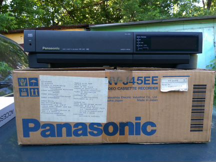 Видеомагнитофон Panasonic NV-J45EE