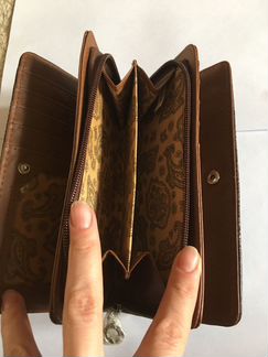 Кошелек новый (под кожу крокодила)
