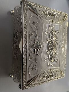 Шкатулка для украшений