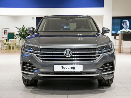 Volkswagen Touareg 2.0 AT, 2020