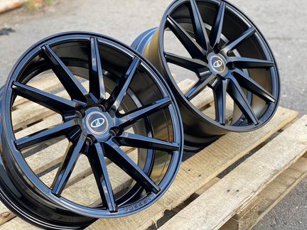 Вертушки 4-98 Vossen черные R17 для Лада Калина