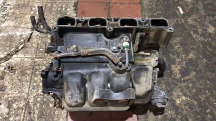 Коллектор впускной 2.0 Hyundai ix 35 2011