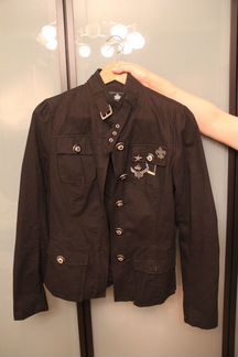 Черная куртка