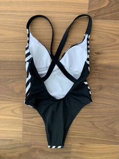 Купальник новый слитный