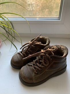 Ботинки демисезонные 23 размер