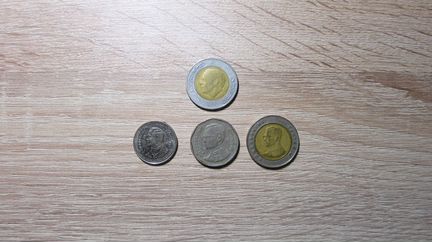 Коллекция тайских бат