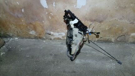 Замок задний лeвый mersedes W221 мерседес w221