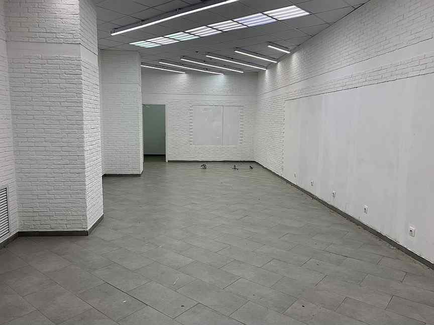 эгерский бульвар, д. торговая площадь магазина 1000м2 чебоксары. помещение под магазин чебоксары. помещение свободного назначения купить в чебоксарах. аренда помещений чебоксары.