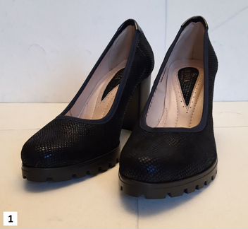 Женские туфли