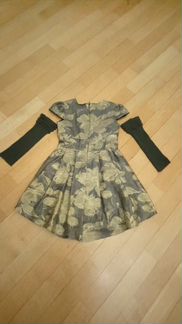 Новое платье miss blumarine 4-7 лет