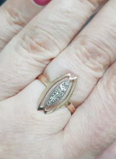 Золотое кольцо с бриллиантами СССР