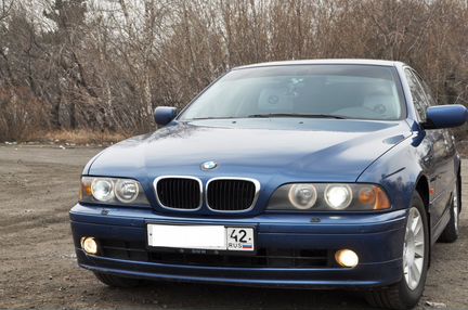 BMW 5 серия 2.2 МТ, 2002, битый, 300 000 км