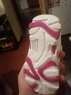 Босоножки новые