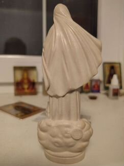 Статуэтка Божией матери-междугорье б.у