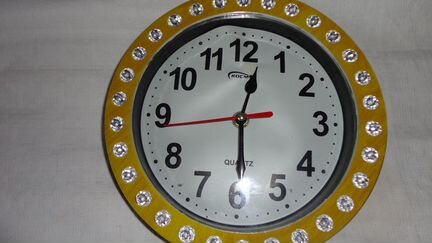 Часы-будильник