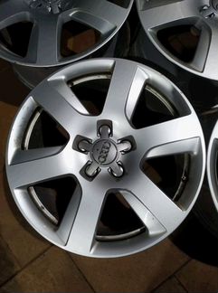 Диски бу оригинал R17 LU на Audi
