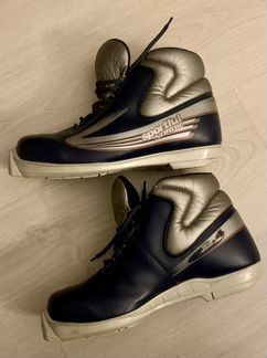 Лыжные ботинки женские 38 Италия SNS profil