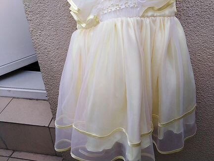 Праздничное бальное платье новое Damy р. 30 на 5 л