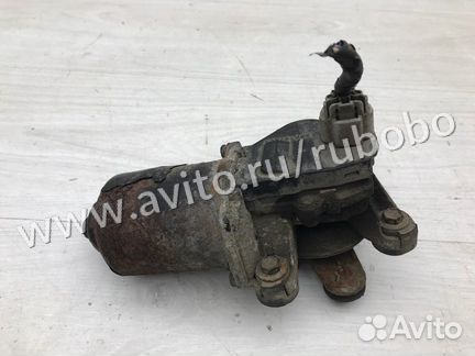 Моторчик стеклоочистителя передний Mitsubishi