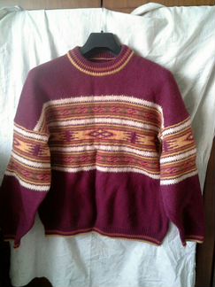 Свитер