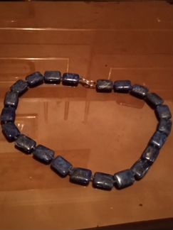 Бусы из лазурита