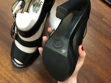 Босоножки Michael Kors