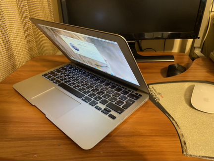 Apple MacBook Air 11