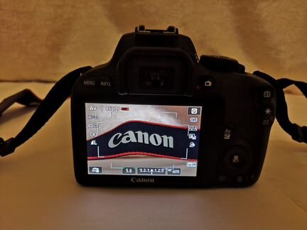 Зеркальный фотоаппарат Canon EOS 100D Kit 18-55