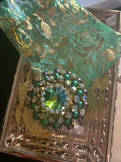 Брошь ручной работы