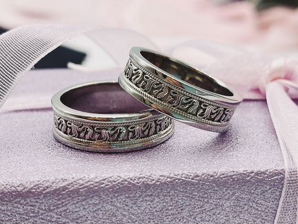 Обручальные кольца из белого золота