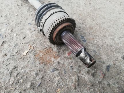 Привод правый Hyundai Elantra HD 06-11