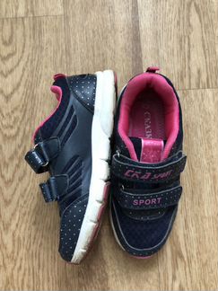 Кроссовки для девочки