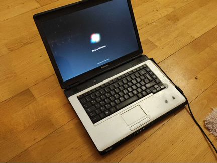 Ноутбук toshiba satellite