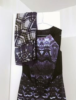 Платье- футляр Karen Millen