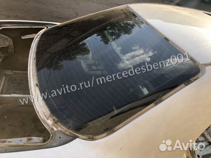 Заднее стекло для Мерседес w210 оригинал