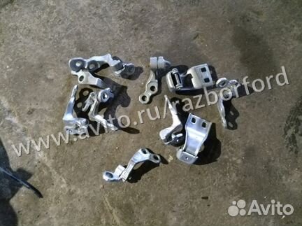 Петля двери Ford Focus 2