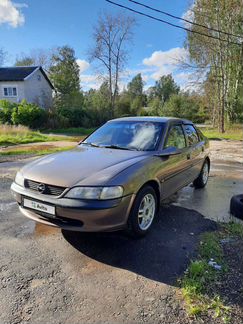 Opel Vectra 2.0 МТ, 1998, 220 000 км