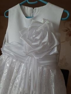 Платье праздничное