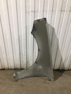 Крыло переднее правое Honda Integra DC DB 93-96г
