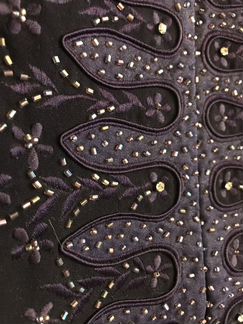 Пиджак темно-сливовый расшитый бисером